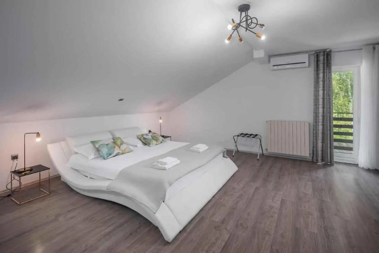 Holiday Home In Cerovlje - Istrien 51826